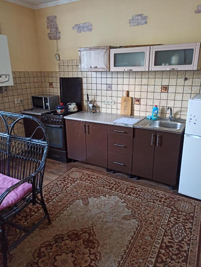 Петропавловская 16 Okhtyrka Extérieur photo