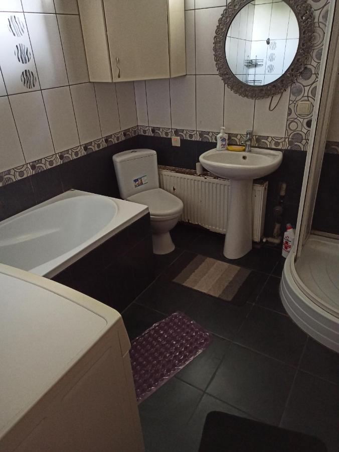 Петропавловская 16 Okhtyrka Extérieur photo